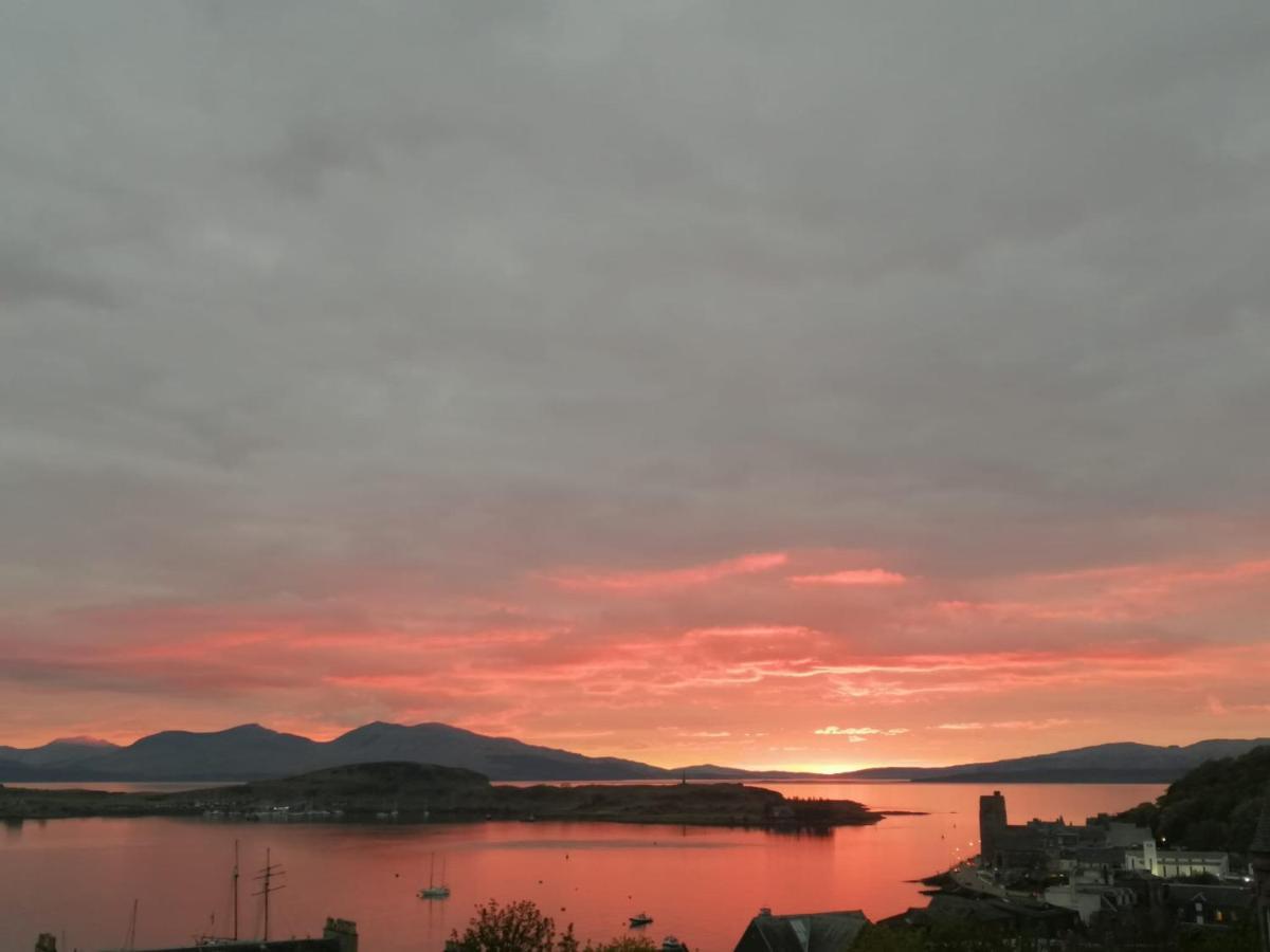 Central Oban Studio With Stunning View Kültér fotó